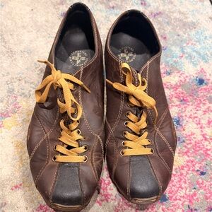 Men's Size 11 Dr. Martens "Air Cushion Sole" Leather Shoes